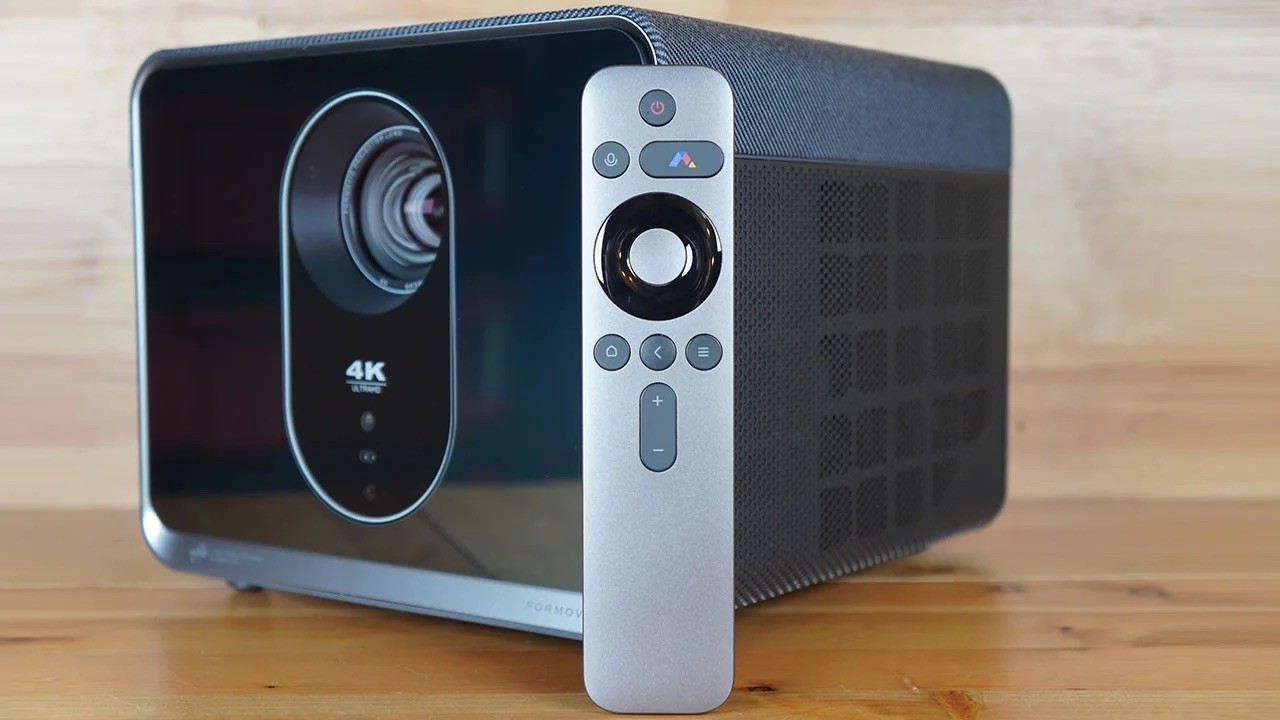 Проектор Formovie X5 и Bluetooth-пульт дистанционного управления